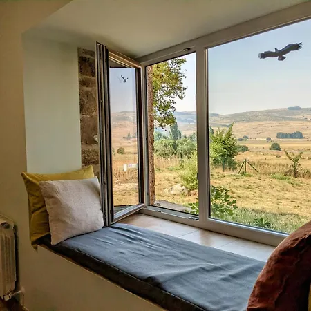 De La Esmeralda * San Martin de la Vega del Alberche