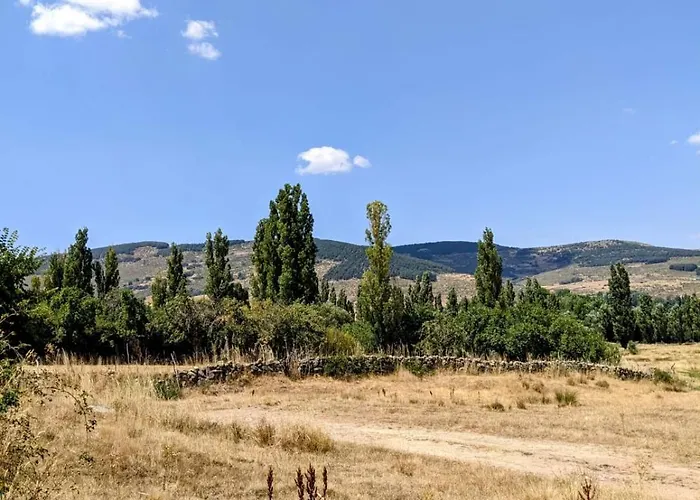 De La Esmeralda * San Martin de la Vega del Alberche